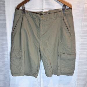 REI: Cargo Khaki Adjustable Waist Shorts Women's 16  (G307)‎